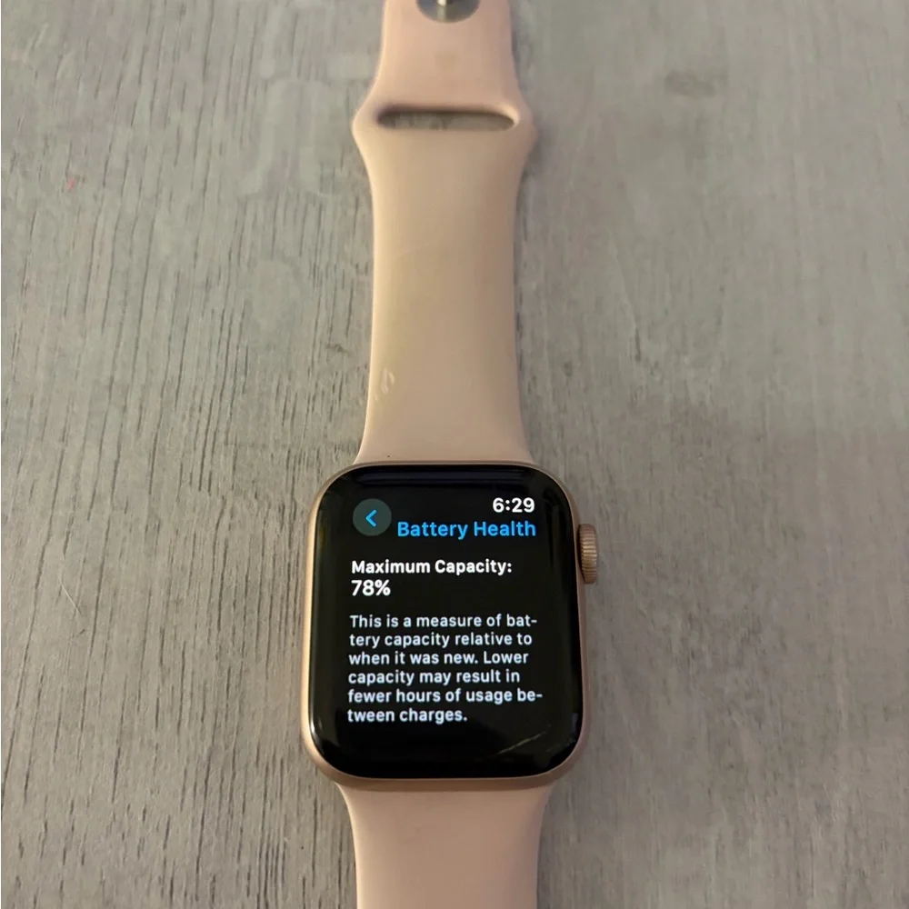 Apple Watch Series 6 40mm GPS Rose Gold